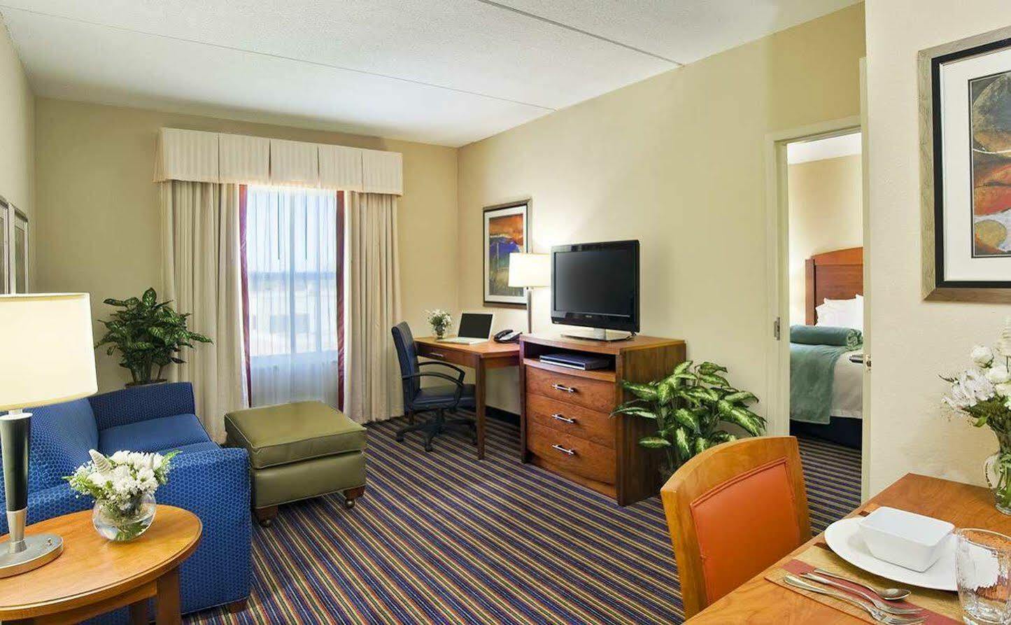 โฮมวูด สวีทบายฮิลตัน เวอร์จิเนียบีช Hotel ภายนอก รูปภาพ